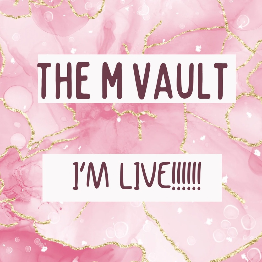 Love here to know when I’m Live!!!